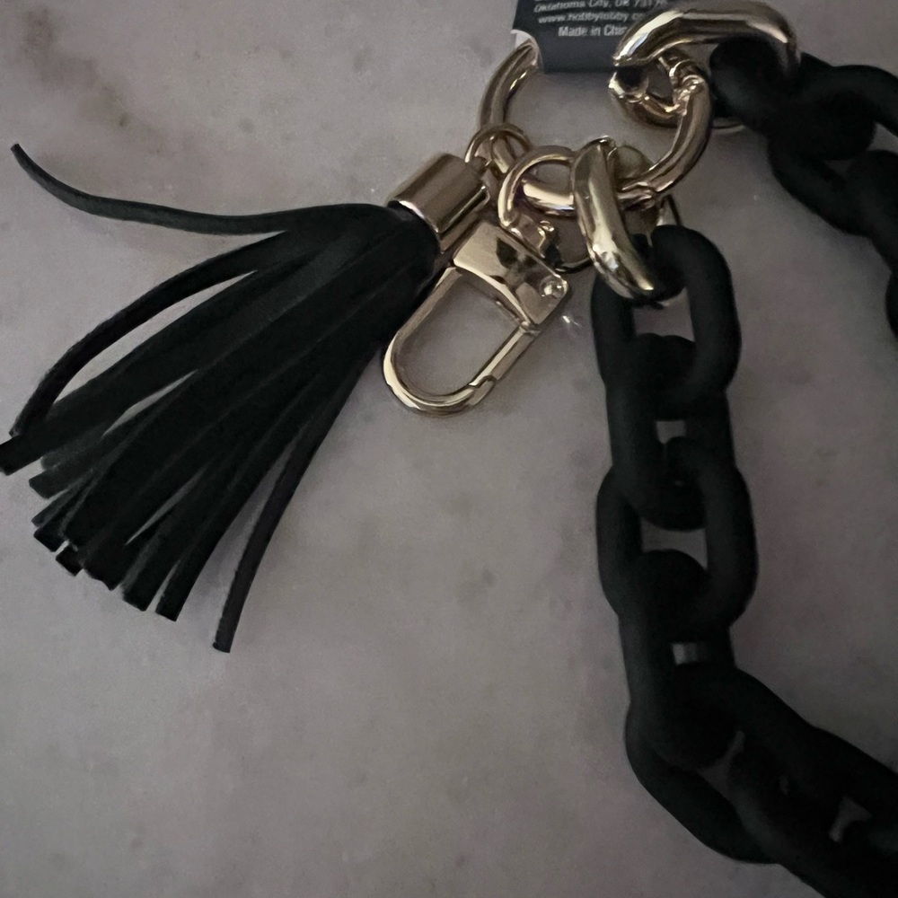 Black Chain Tassel Keychain with Gold Hardware - Picture 5 of 7